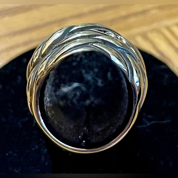 TK316 Chromium Nickel Austenitic Stainless Steel Ladies Size 7 Ring w/Crystals - Picture 4 of 5